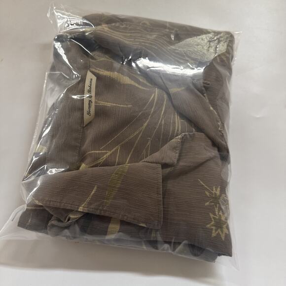 Vintage Tommy Bahama Silk Hawaiian Shirt Aloha Men’s XXL Camp Loop Collar Beachy - Picture 10 of 10